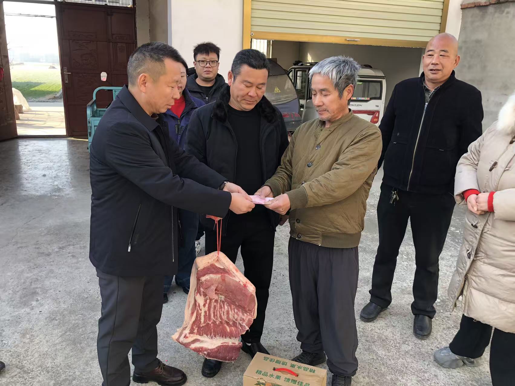 新春慰问暖民心 真情关爱助困难——颍东区插花镇开展春节困难群 