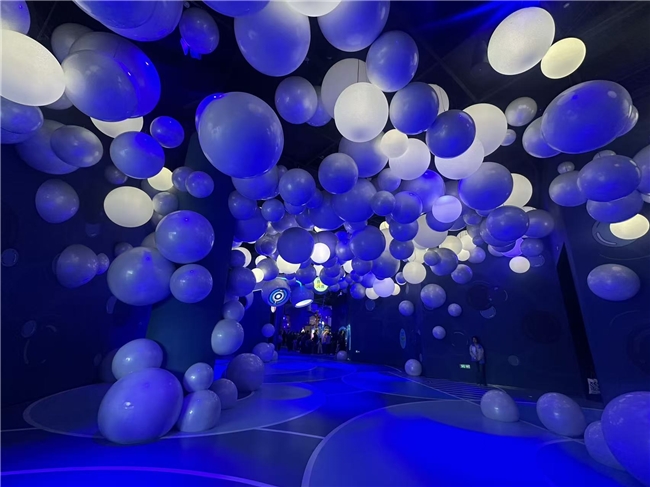 创新合作赋能科学教育新生态：上海科技馆与老牛基金会共建“一米 