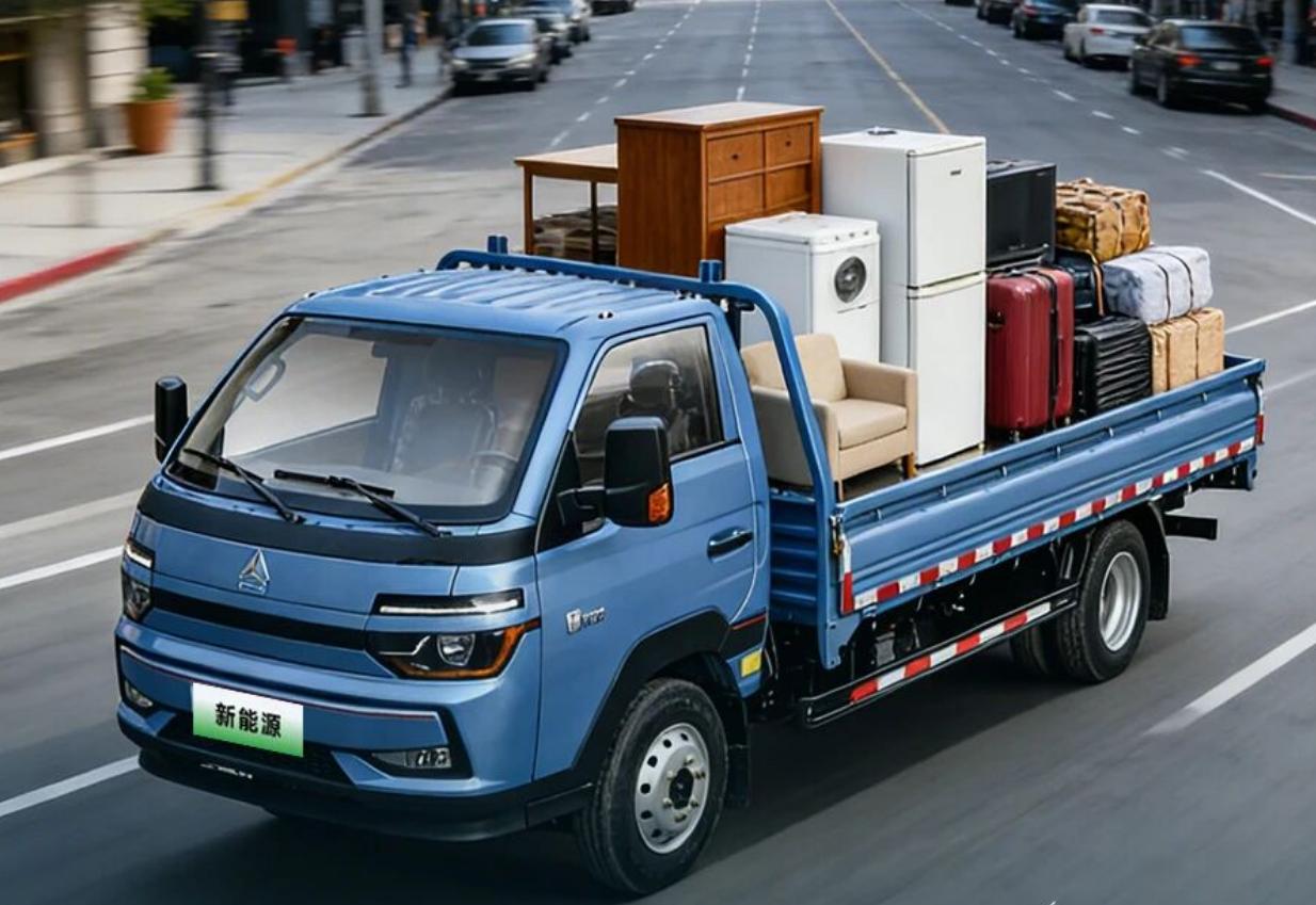 一车全能！中国重汽HOWO小将新能源，全