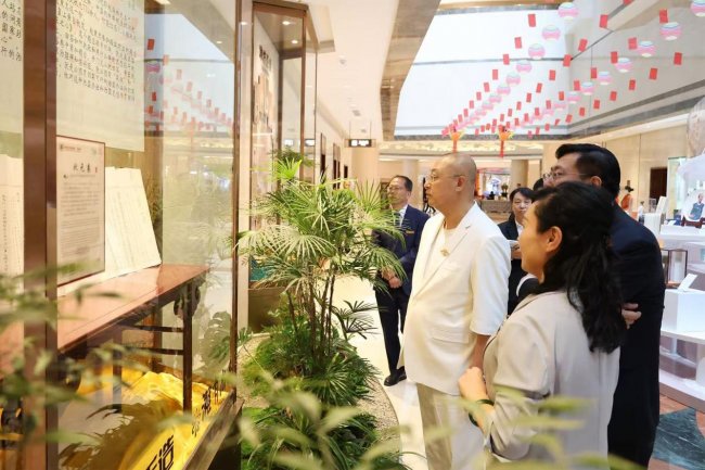 张伟与阿米酒店：三十载行业深耕 绘就江西