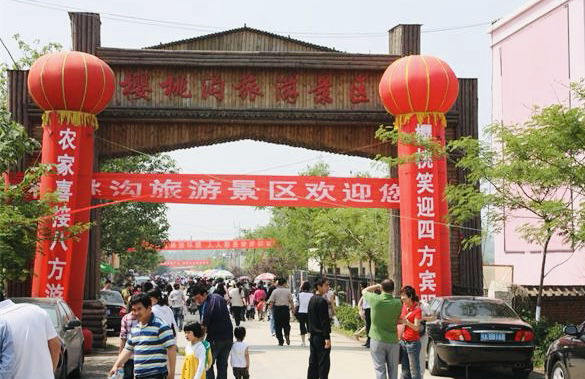 法治服务下沉景区一线 二七法院助力樱桃沟文旅经济发展 